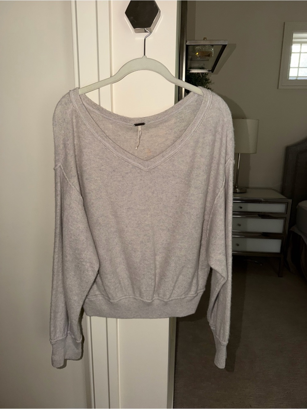 Free People Gray V-Neck Pullover Cashmere Sweater
